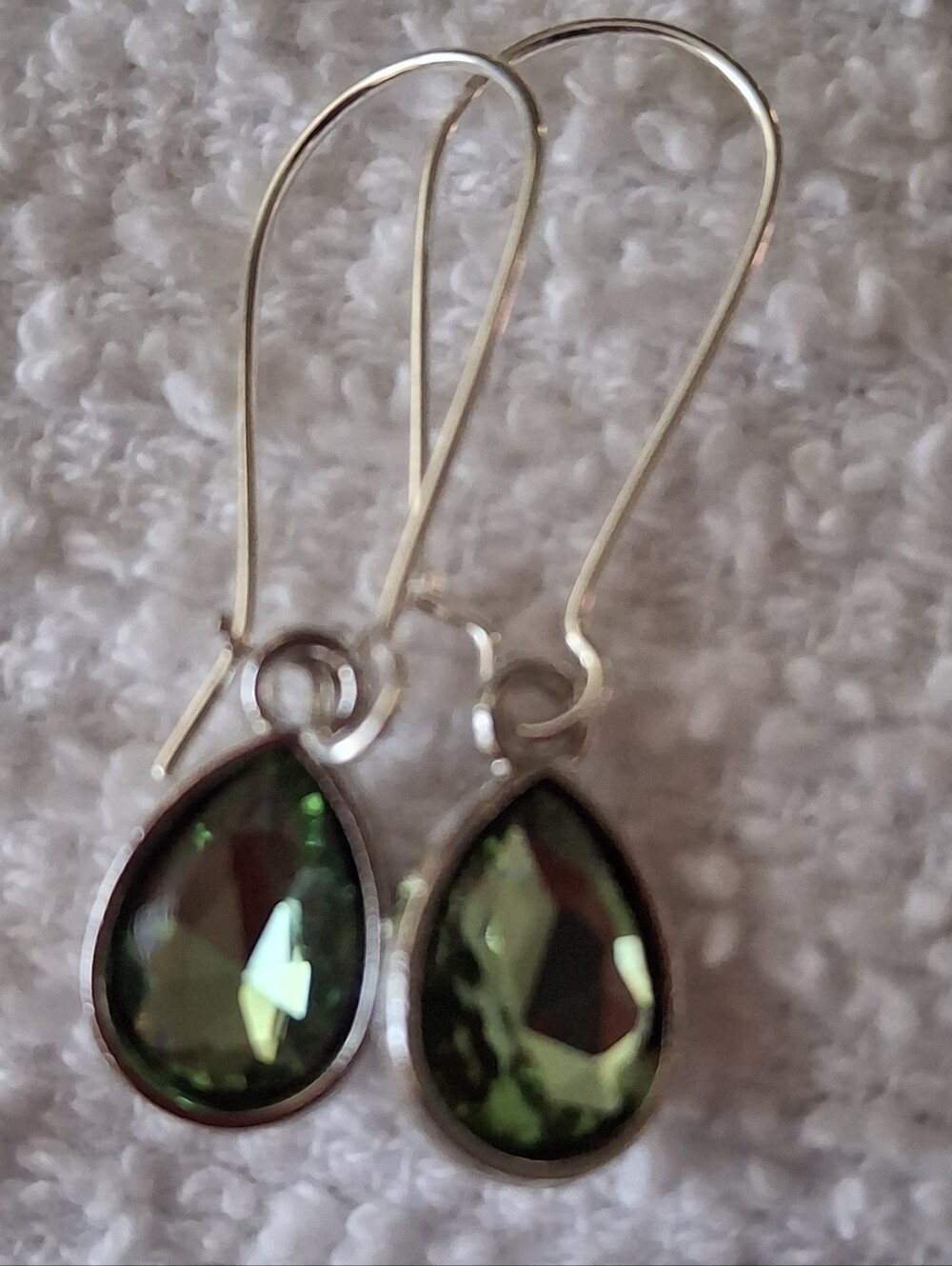 Green Teardrop Crystal Dangle Earrings — Women’s Silver-Finish Jewelry